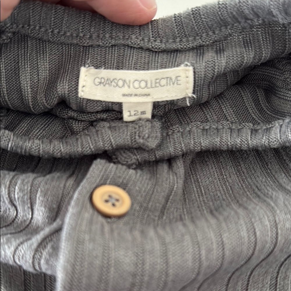 Gray Ribbed Kids One Piece - Picture 3 of 3